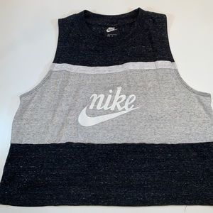 NWOT Nike Tank